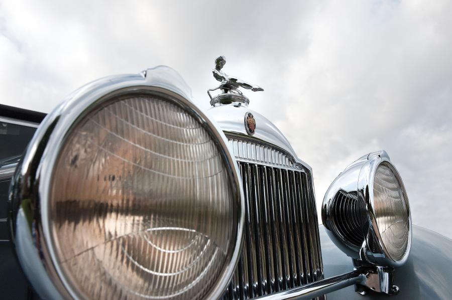 Packard Model 840 Deluxe Eight Convertible Coupe 1931 года  (фото 24 из 33)
